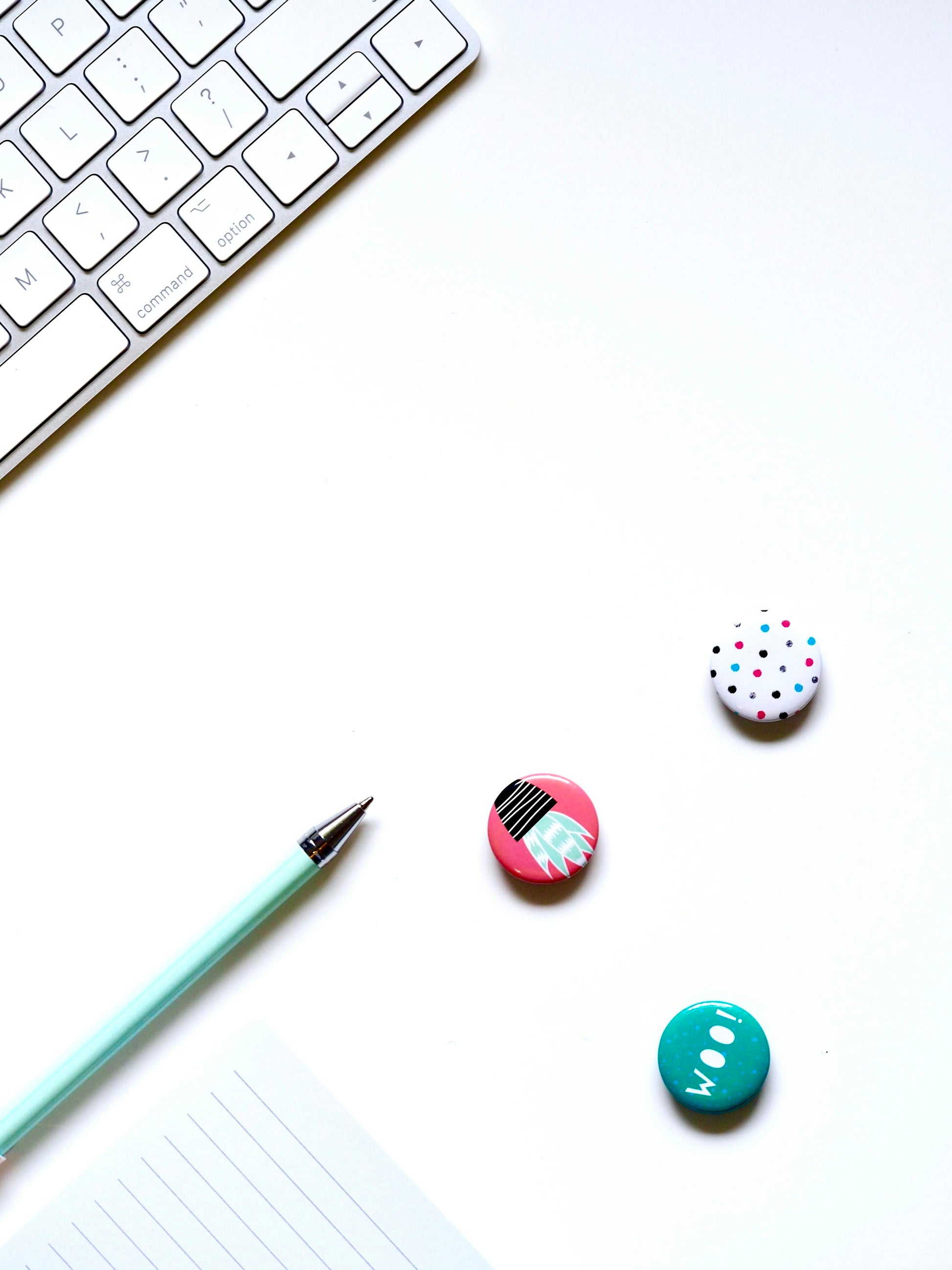 Vereinspin / Anstecker mit Logo – Next Layer CH B2B