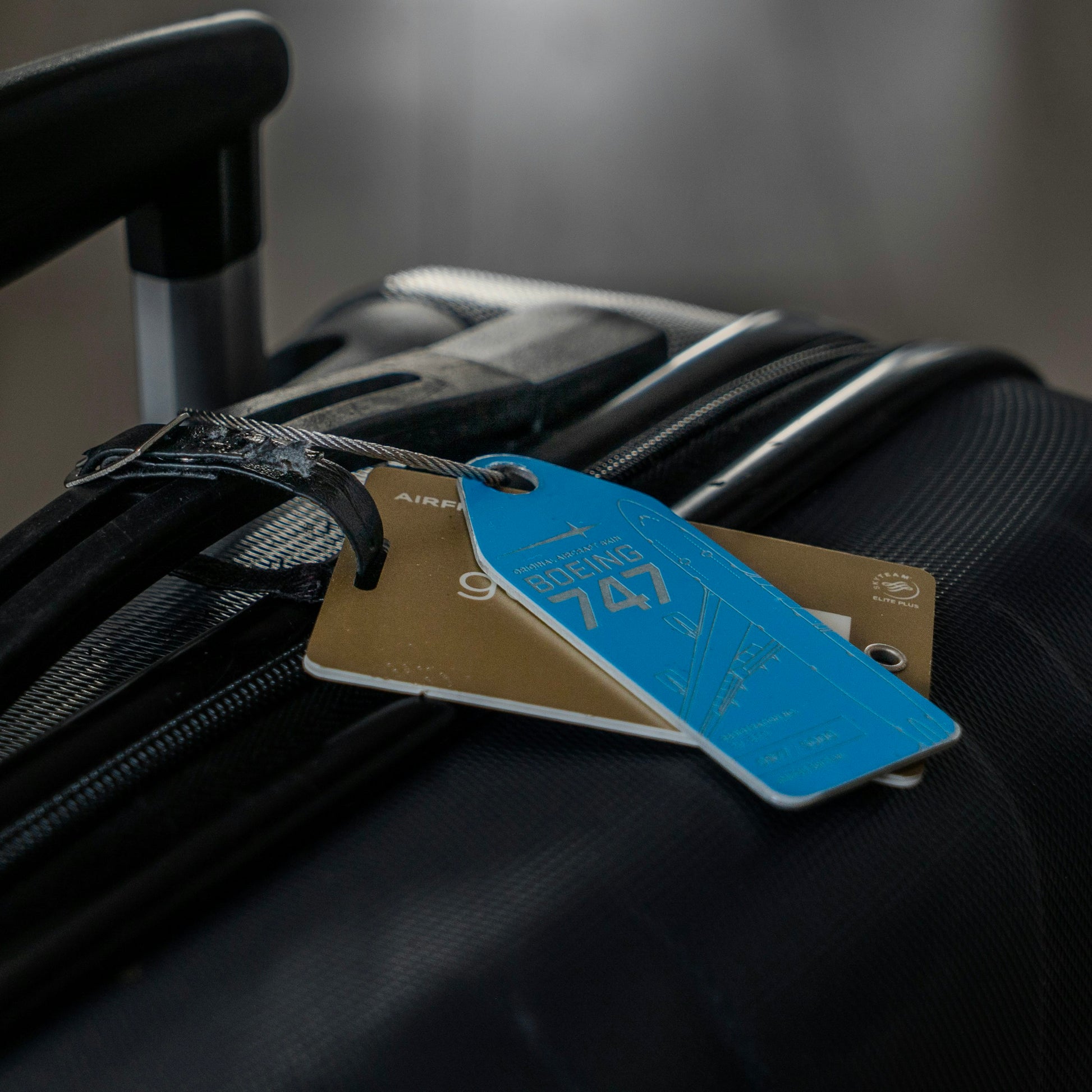 Bag Tag / Gepäckanhänger mit Logo – Next Layer CH B2B